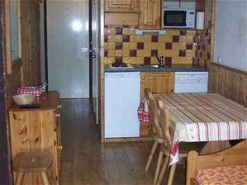 Studio For Rent Saint-Jean-De-Belleville 64006-1