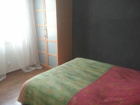 Schönes helles Zimmer in WG