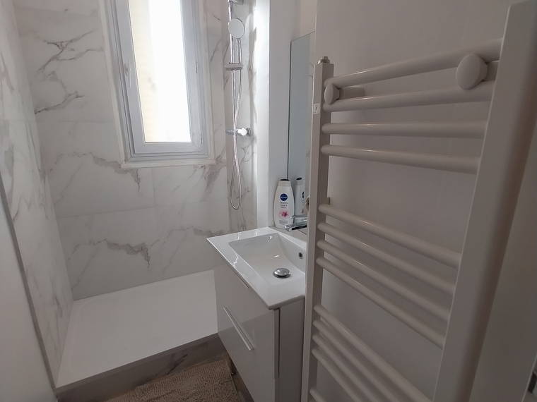 Wg-Zimmer Lyon 407088
