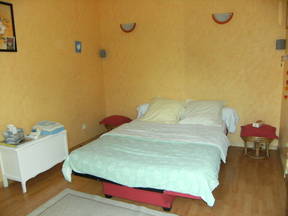 Chambre Pour 3 Personnes À Louer 