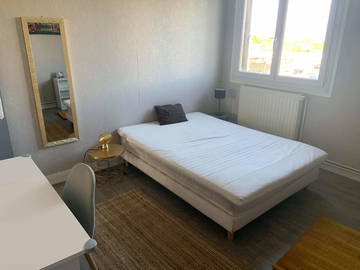 Roomlala | Chambres Dans Grand Appartement De 64m2