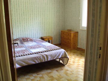 Roomlala | Compañero De Cuarto En Casa De Pueblo