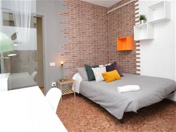 Roomlala | Espectacular Habitación En Passeig De Gracia (RH3-R7)