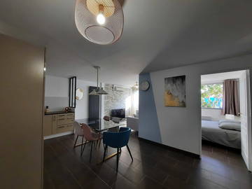 Roomlala | Korkeatasoinen jaettu majoitus