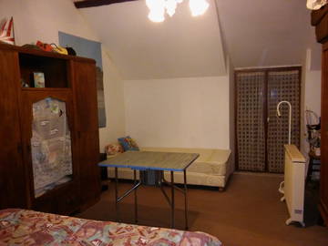 Roomlala | Room Available at the Farm