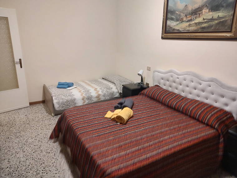 Wg-Zimmer Voghera 501005