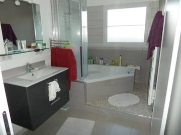 Roomlala | Ruim en licht appartement van 72m²